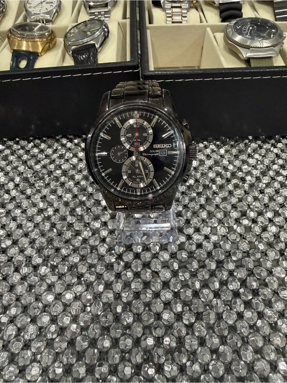Seiko men solar